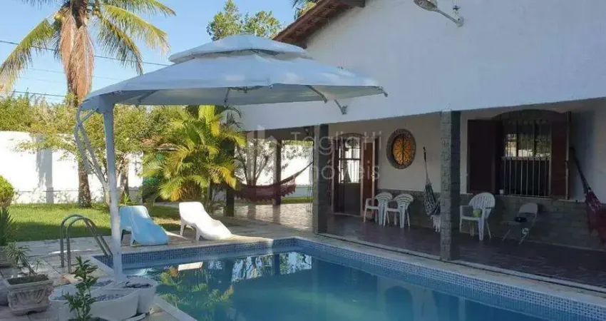 Casa com 6 quartos à venda na Rua Barbudo, 127, Parati, Araruama