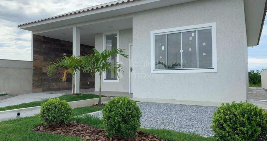 Jequitibá - Casa à venda no bairro Fazendinha em Araruama/RJ
