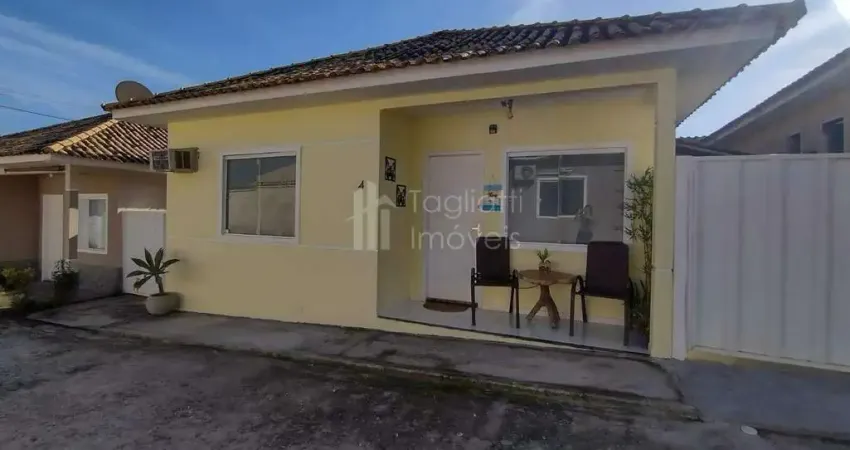 Casa com 2 quartos à venda na Rua Lilás, 04, Outeiro, Araruama