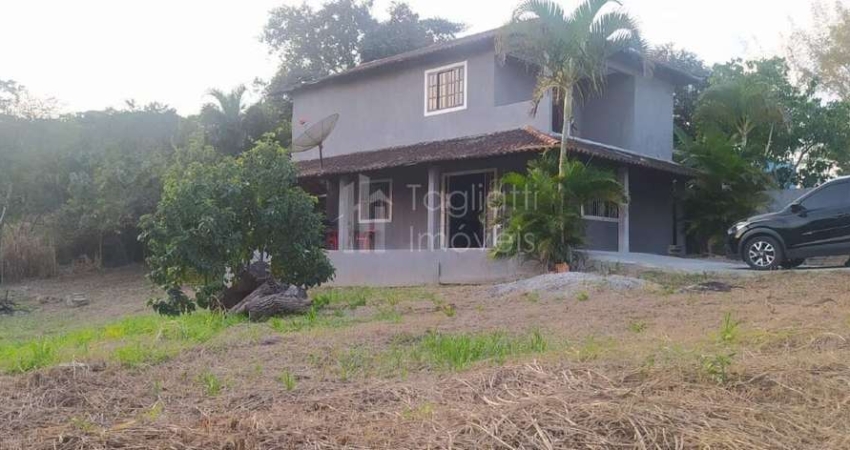 Casa à venda no bairro Banqueiros em Araruama/RJ