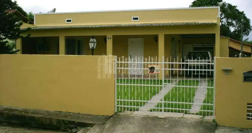 Casa com 5 quartos à venda na Rua Piauí, 210, Iguabinha, Araruama