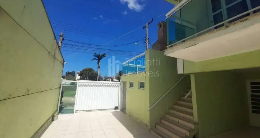 Casa em condomínio fechado com 2 quartos à venda na Rua Vassouras, 98, Gesylândia, Araruama