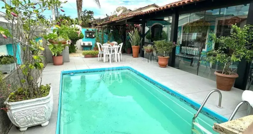 Casa em condomínio fechado com 4 quartos à venda na Rua James Mendonça Clark, 800, Pontinha, Araruama