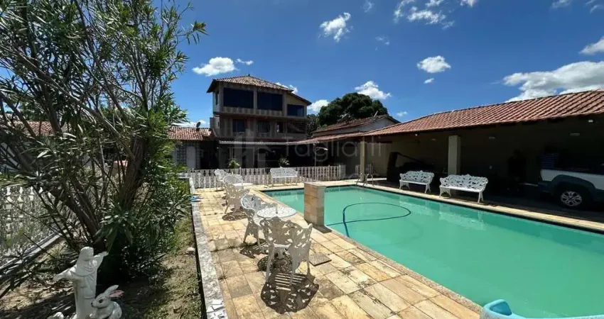Casa com 2 quartos à venda na Rua Ingá, 96, Parati, Araruama