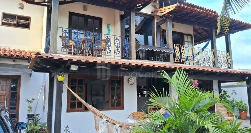 Casa com 6 quartos à venda em Parati, Araruama 
