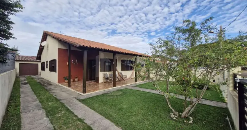 Casa com 2 quartos à venda na Praia Seca, Araruama 