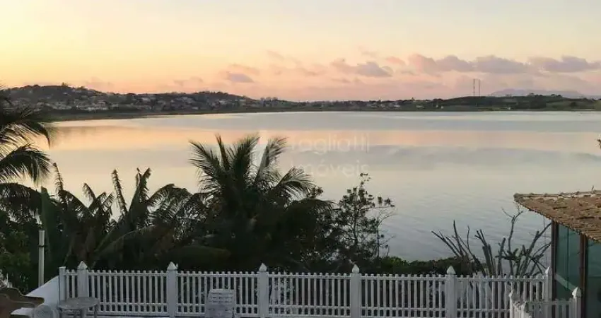 Casa à venda no bairro Campo Redondo em São Pedro da Aldeia/RJ