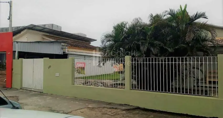 Ponto Comercial à venda no bairro Centro em Araruama/RJ