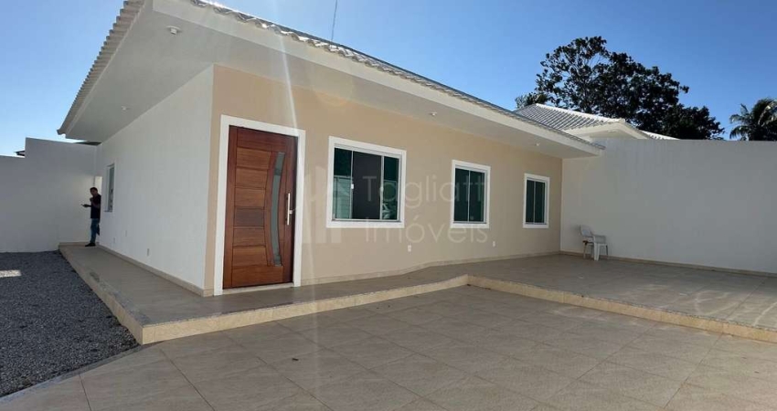 Casa com 3 quartos à venda no Parque Hotel, Araruama 