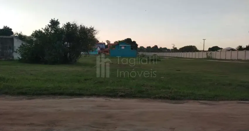 Ótimo terreno no condominio Lagoa Azul - sonho de vida com 328 m2