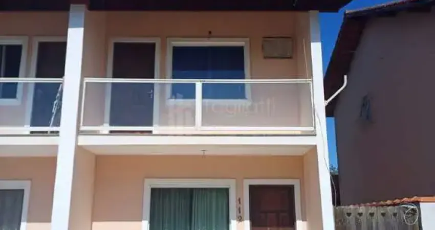 Casa geminada no Condomínio Residencial Palmeiras I