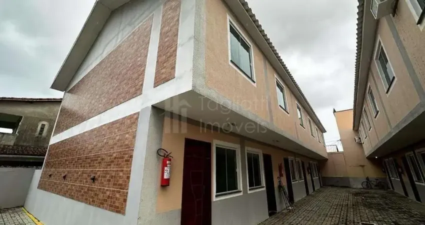 Sobrado à venda no bairro Rio do Limão - Araruama/RJ