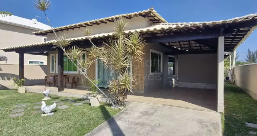 Casa em condomínio fechado com 3 quartos à venda na R. Toribate, Praia Seca, Araruama