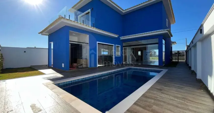 Terras Alphaville - Casa com 4 quartos (2 suítes) no Condomínio Alphaville em Cabo Frio/RJ