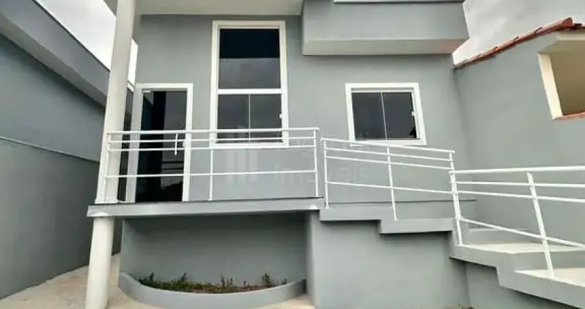 Casa com 3 quartos à venda no Viaduto, Araruama 