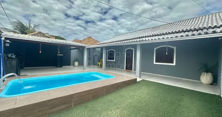 Casa com 2 quartos à venda na Rua Ivan Alves da Silva, 50, Parati, Araruama