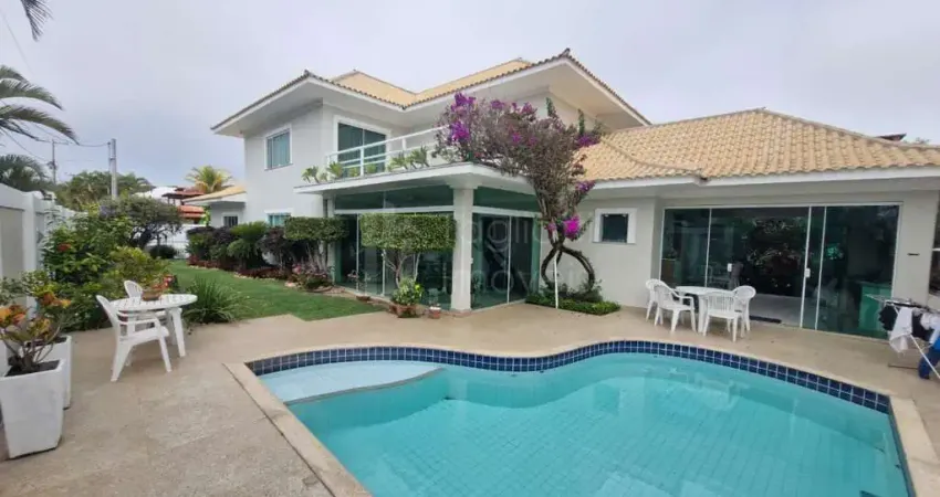 Belíssima residência localizada em um dos bairros mais nobres de araruama