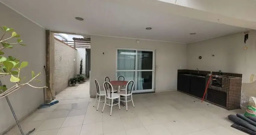 Casa com 3 quartos à venda na Rua Marília, Boqueirão, Praia Grande