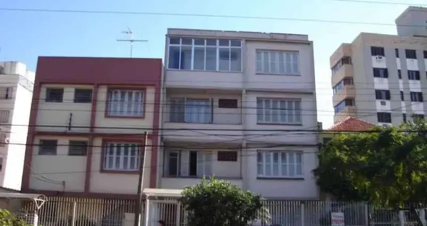 Apartamento c/78 m2, c/2 dormitórios, cozinha,área de serviço, banheiro social, fundos. na rua santana 455 - esquina c/rua jeronimo de ornelas. agende sua visita. 51.30245060 ou 51.98410.2873-51.98410