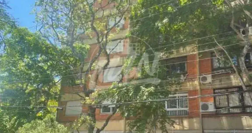 Apartamento 3 dormitórios, suíte, sala frente a praça piratini, cozinha com armários, quartos c/muito sol, 01 vaga de garagem, elevador, salão de festas, depósito, portaria 24 horas virtual. Agende vi
