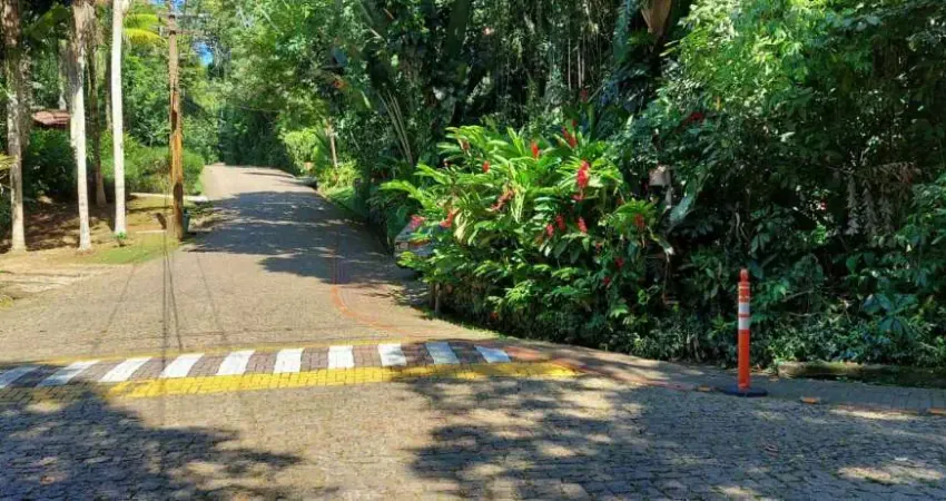 Terreno à venda no Parque Enseada, Guarujá 