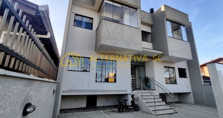 Apartamento à venda com 2 quartos sendo 1 suíte em Itacolomi, Balneário Piçarras