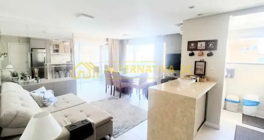Lindo apartamento à venda mobiliado com 2 quartos sendo 1 suíte em Itacolomi