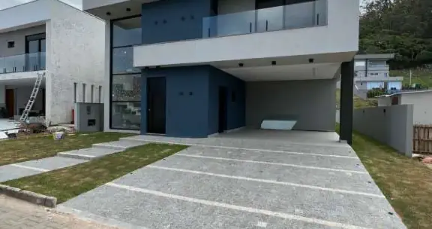 Casa à venda no bairro Ingleses Norte - Florianópolis/SC