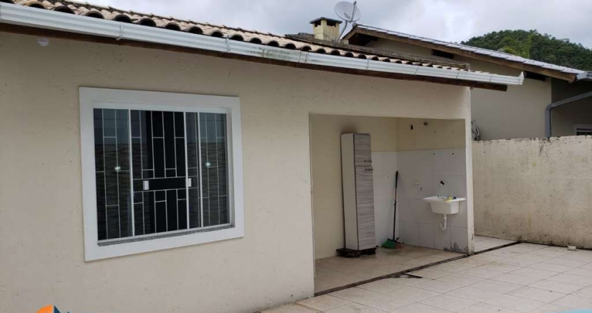Casa à venda no bairro São João do Rio Vermelho - Florianópolis/SC