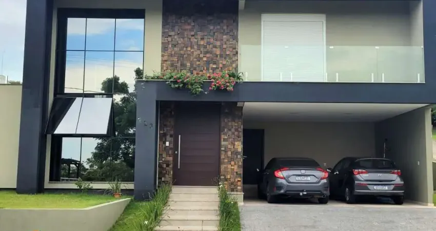 Casa Alto Padrão mobiliada com 294m² á aproximadamente 3,0 km da Praia dos Ingleses