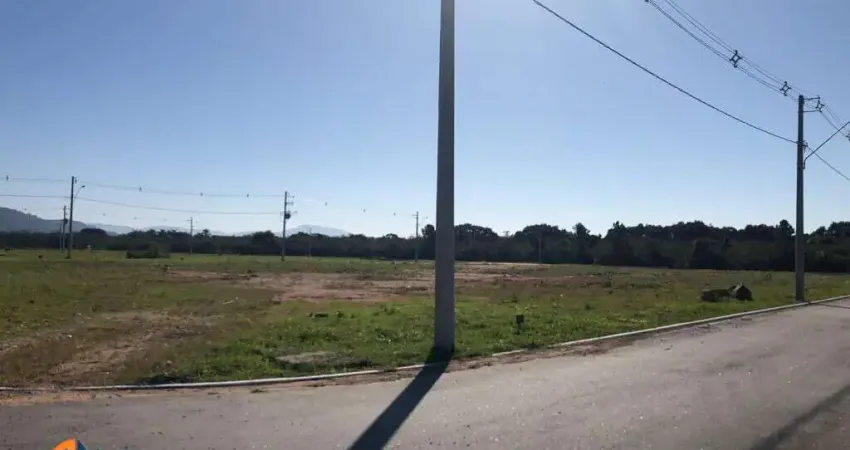 Terreno à venda no bairro Vargem do Bom Jesus - Florianópolis/SC
