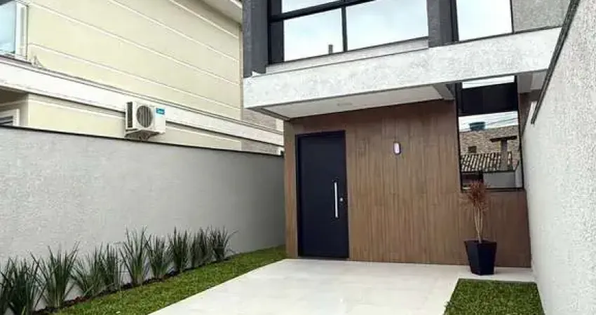 Sobrado à venda no bairro Ingleses do Rio Vermelho - Florianópolis/SC