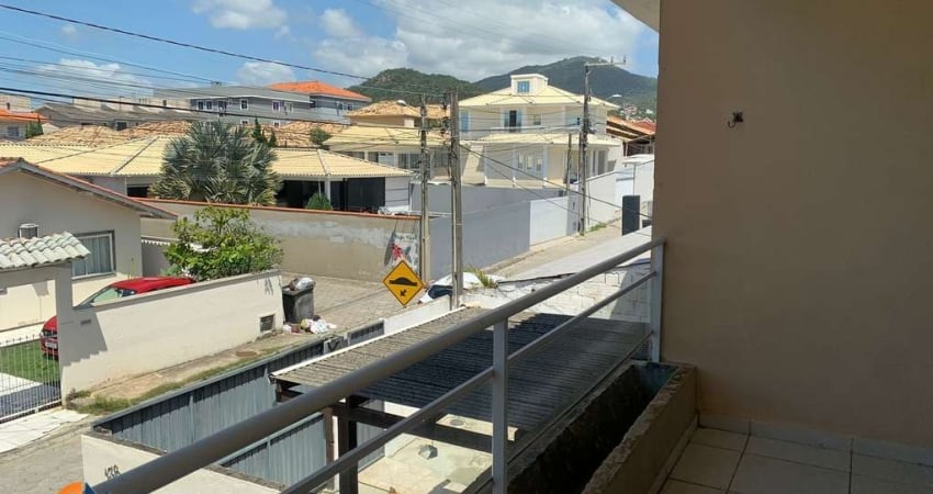 Casa Geminada com 90m²,  aproximadamente 3,5 km da Praia dos Ingleses, Florianópolis/SC.
