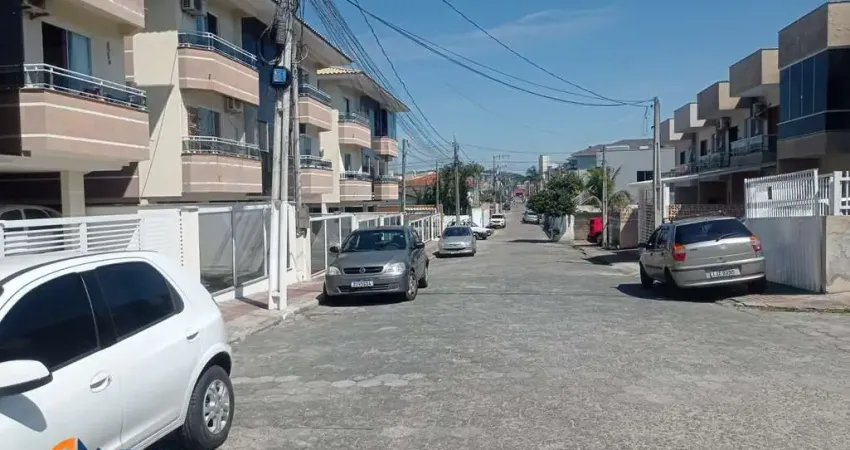 Apartamento com 3 dorm semi mobiliado ubicado aproximadamente a 1200 metros da praia dos ingleses florianópolis