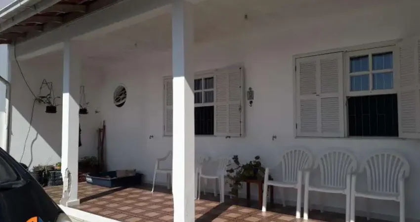 Casa à venda no bairro Ingleses do Rio Vermelho - Florianópolis/SC