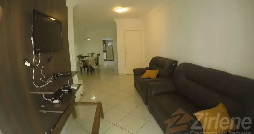 APARTAMENTO A UM PASSO DA PRAIA DO MORRO, ESCRITURADO.