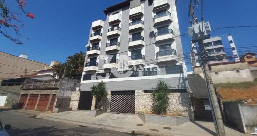 Cobertura com 5 quartos no Jardim Laranjeiras — ideal para república ou para quem busca espaço para ampliar a família. Conforto, localização e versatilidade em um só imóvel!
