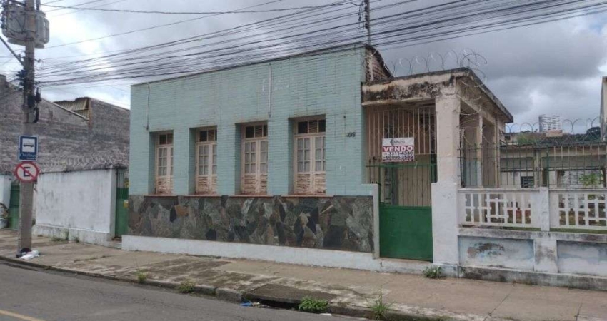 Casa com 6 dormitórios à venda, 315 m² por R$ 1.500.000,00 - Centro - Juiz de Fora/MG