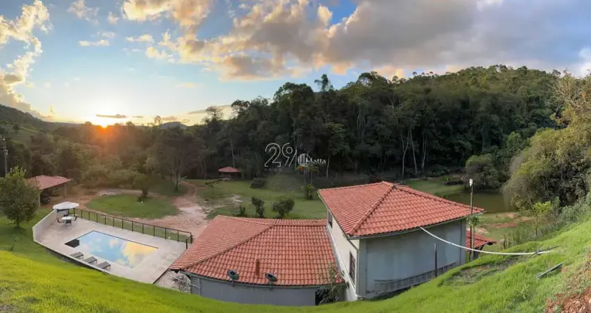 Chácara / Sítio / Granja com 2 quartos para Venda no bairro fazendinhas são Pedro em Juiz de Fora, PRÓXIMO AO CANTINHO DA CACHOEIRA.