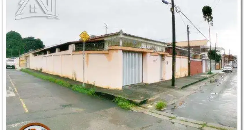 Casa à venda, 236 m² por R$ 440.000,00 - Montese - Fortaleza/CE