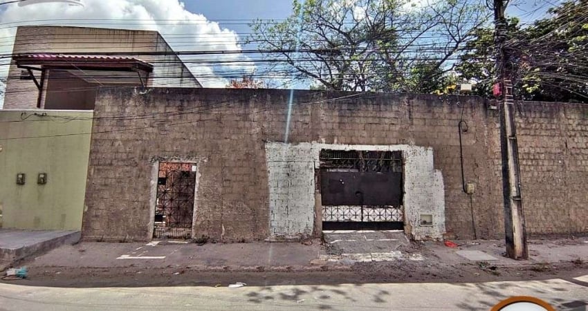 Terreno à venda, 270 m² por R$ 270.000,00 - Bonsucesso - Fortaleza/CE
