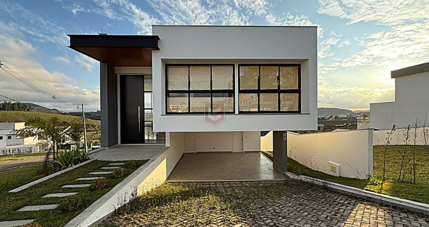 Linda casa duplex no Alphaville