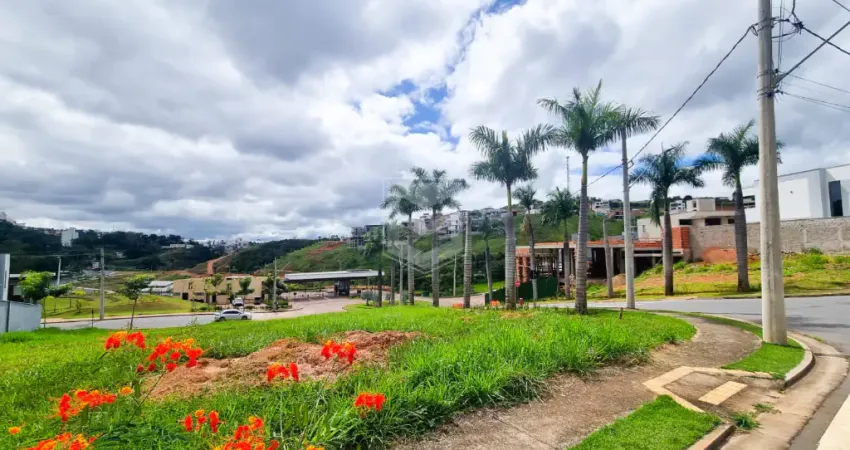 Terreno à venda na Avenida Deusdedith Salgado, Salvaterra, Juiz de Fora