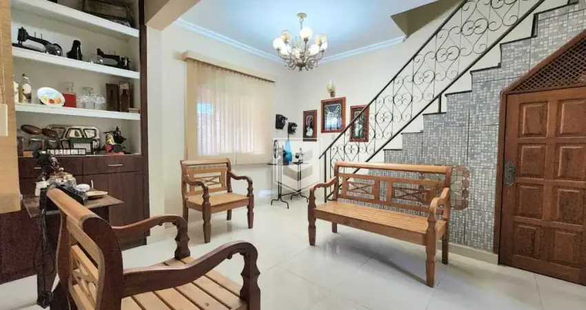 Casa com 5 quartos à venda na Rua General Mário Xavier, Jardim das Laranjeiras, Juiz de Fora