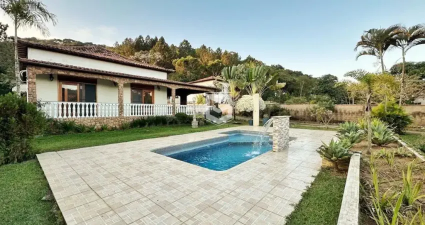 Casa com 3 quartos à venda na Avenida Manoel Vaz de Magalhães, Bosque do Imperador, Juiz de Fora