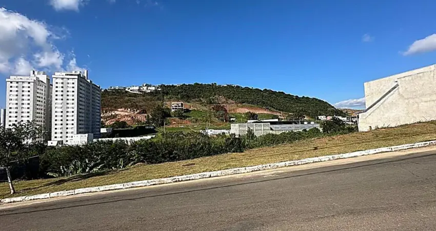 Terreno em condomínio fechado à venda na Rua Acácio Alves Alvim, 6, Marilândia, Juiz de Fora