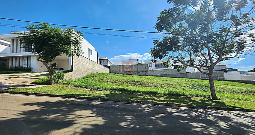 Terreno em condomínio fechado à venda na Comandante Alvim Gonçalves Araujo, 32, Residencial Alvim, Juiz de Fora