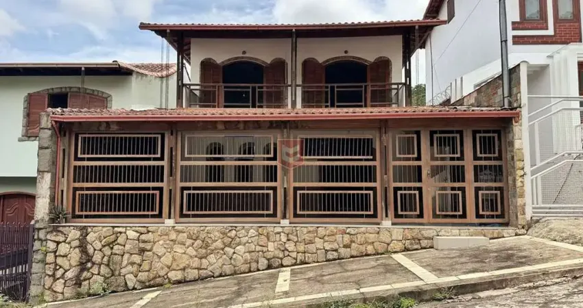 Casa com 5 quartos à venda no Bosque dos Pinheiros, Juiz de Fora