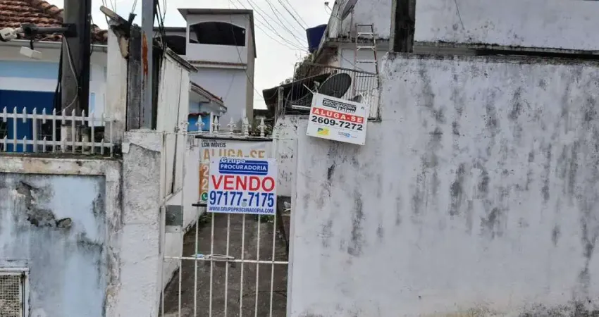 Vila de casas em Ótima localização na Rua Lourival Rodrigues, nº 31, Mutondo - São Gonçalo - RJ à venda por R$ 290.000,00 mil reais.