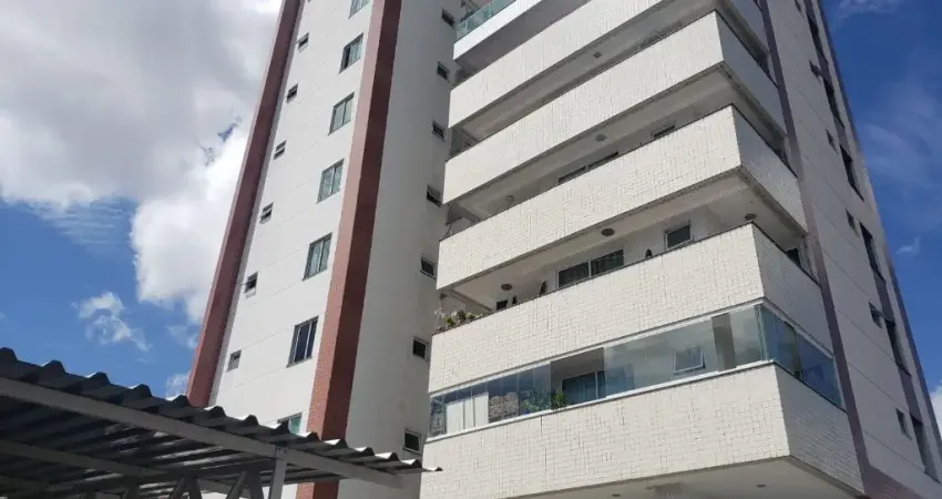 Apartamento de 106m2 com 3 quartos e duas vagas no Monte Castelo